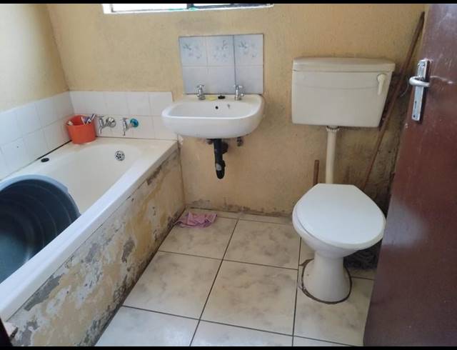 5 BEDROOM HOUSE FOR SALE IN NORKEM PARK